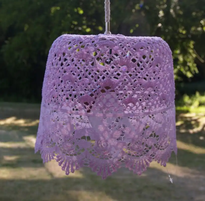Roze brocante buitenlampje Aanbieding