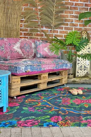 Wonder RugsZwarte vintage rozenkelim buitenkleed Finale Uitverkoop