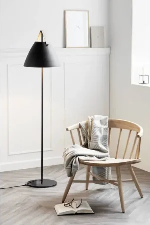 Gratis Retour Design For The People by Nordlux STRAP Staande lamp Zwart, 1-licht