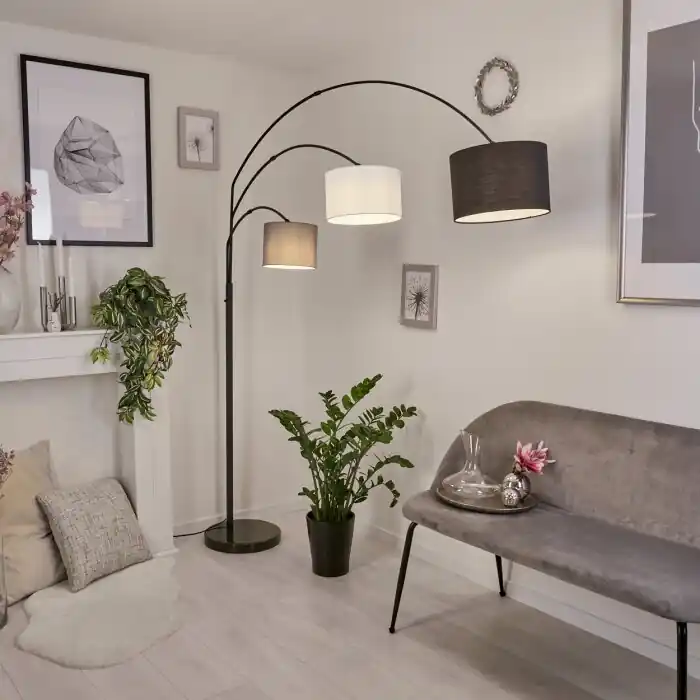 Hete Deal Renfrew Staande lamp Zwart, 3-lichts, Stoffen kap