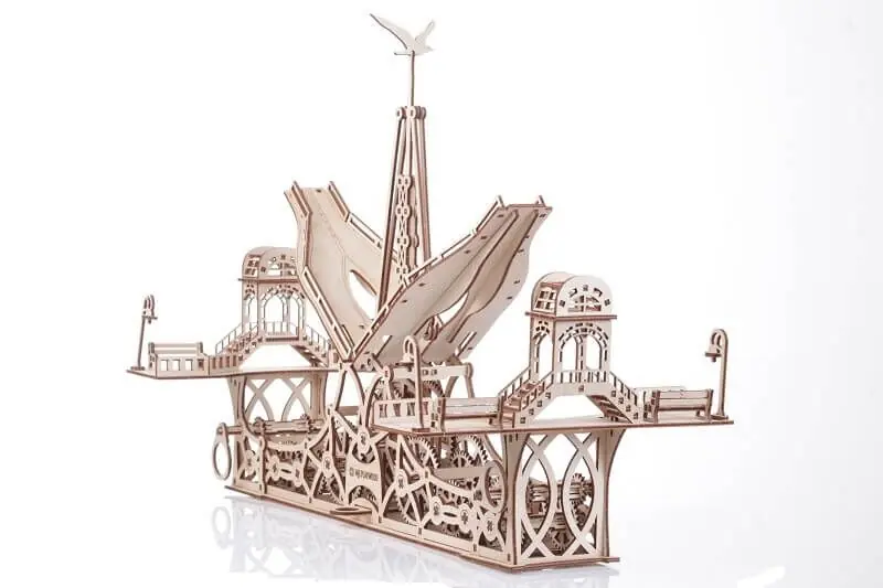 Mr. Playwood voetgangersbrug Betrouwbaar
