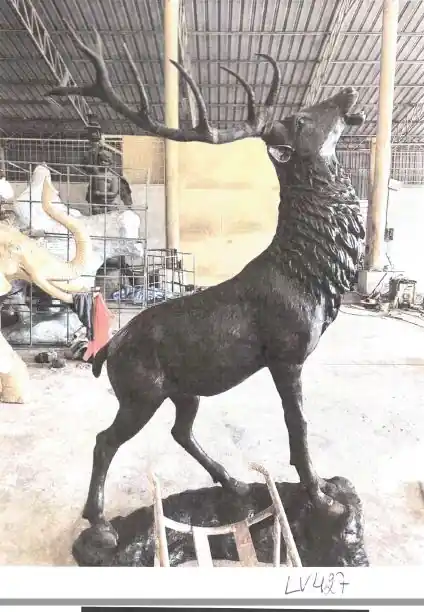 Rechtstreeks Van De Fabrikant Bronzen Hert groot Burlend 230cm