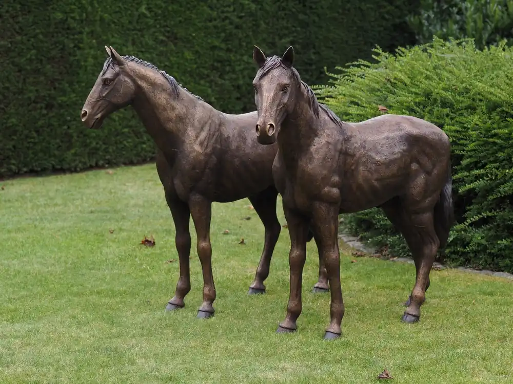 Bronzen koppel paarden Dagaanbieding