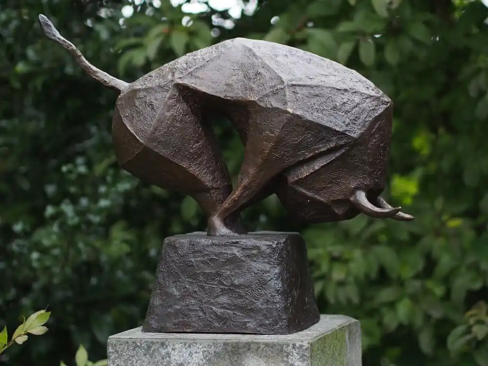 Weekendaanbieding Bronzen moderne stier