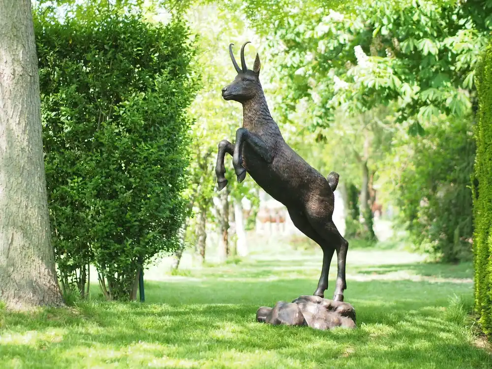 Weekendaanbieding Bronzen beeld Steigerende bok