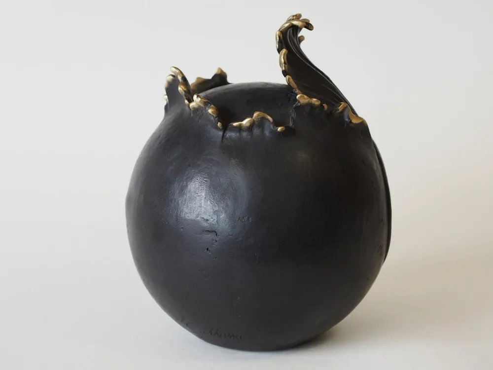 Beperkte Voorraad Bronzen urn Flames 25cm