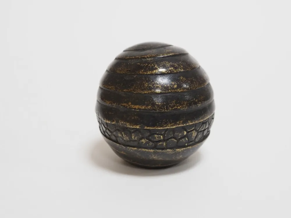 Bronzen urn rond modern 6,5cm. Nieuw